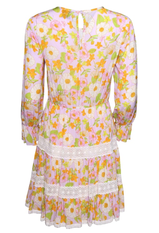 Vestido com flores e folhos