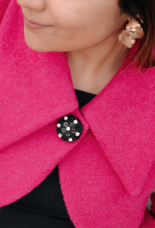 Casaco cropped efeito lã