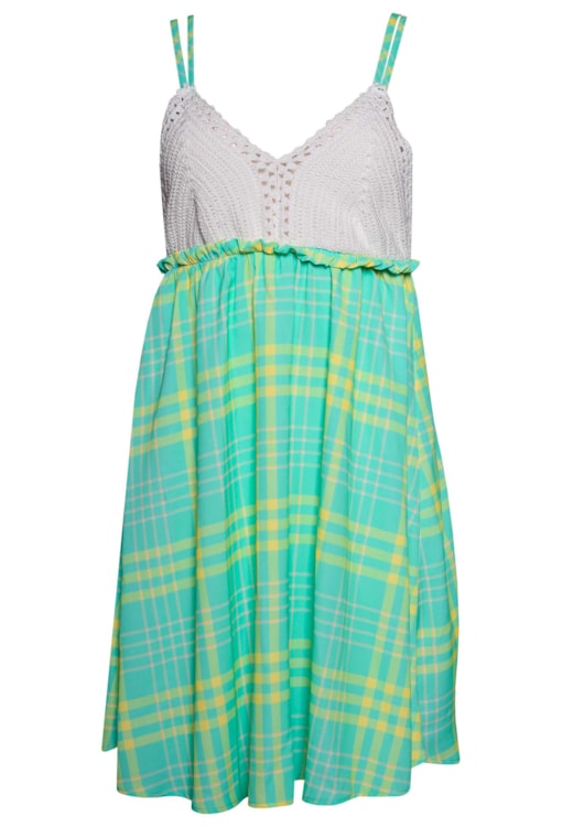 Vestido com crochet combinado