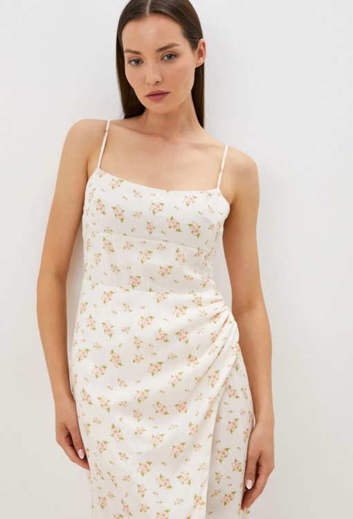 Vestido floral drapeado