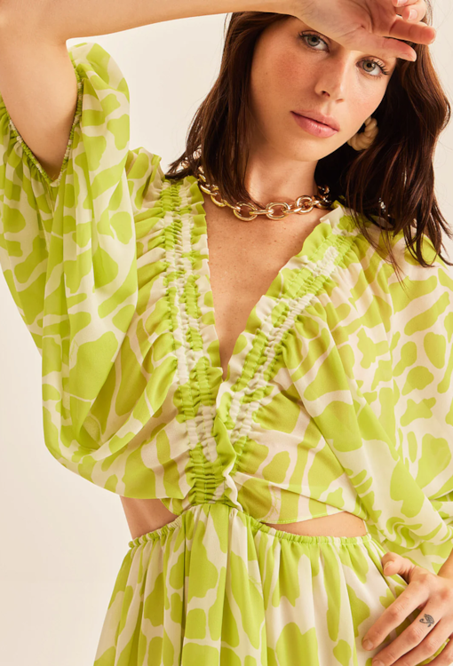 Vestido com Aberturas Estampado